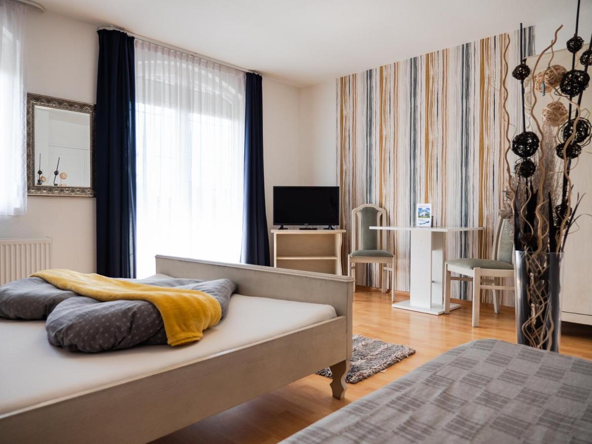 Bed and Breakfast Margret Haus Balatonfüred Exterior foto